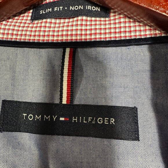 Tommy HIlfiger Shirt Mens 15.5 Button Down Slim Fit Non Iron Red Check - Picture 5 of 8